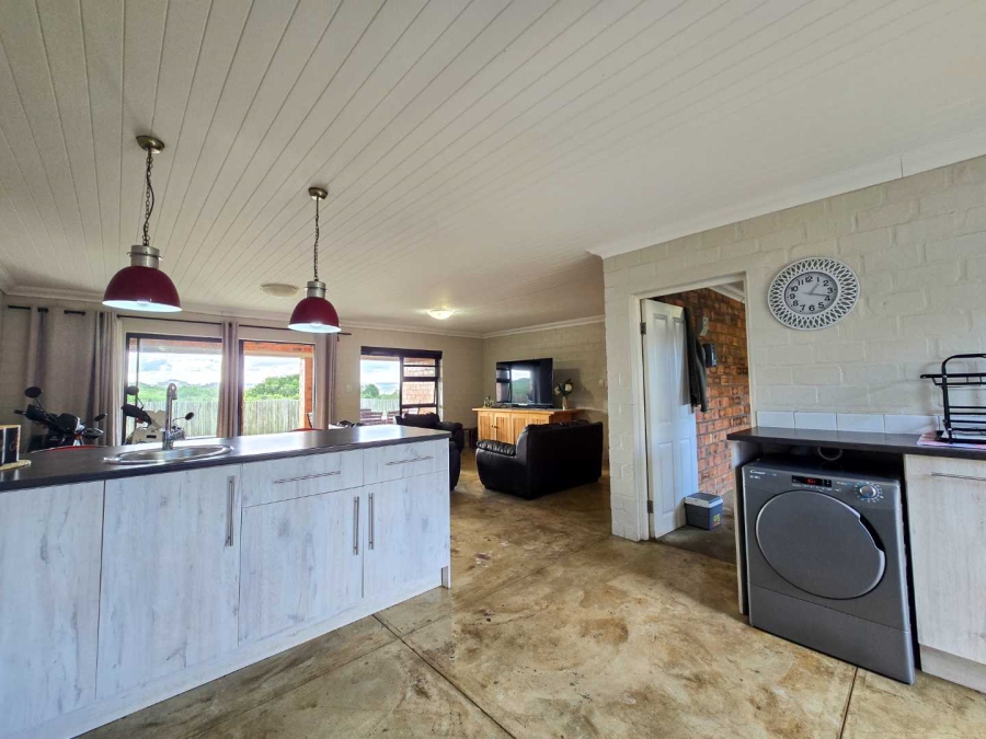 2 Bedroom Property for Sale in Stilbaai Wes Western Cape